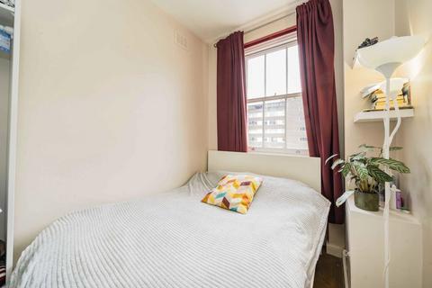 2 bedroom flat for sale, Sussex Gardens, London W2