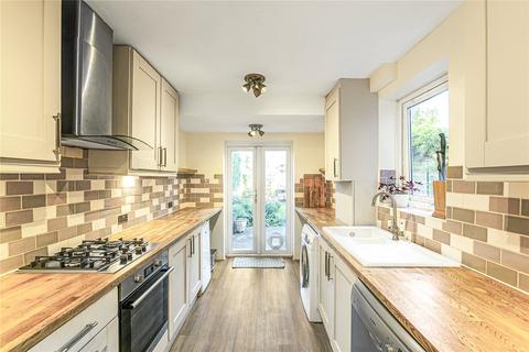 12 Dean Road, Hounslow, TW3 2EZ