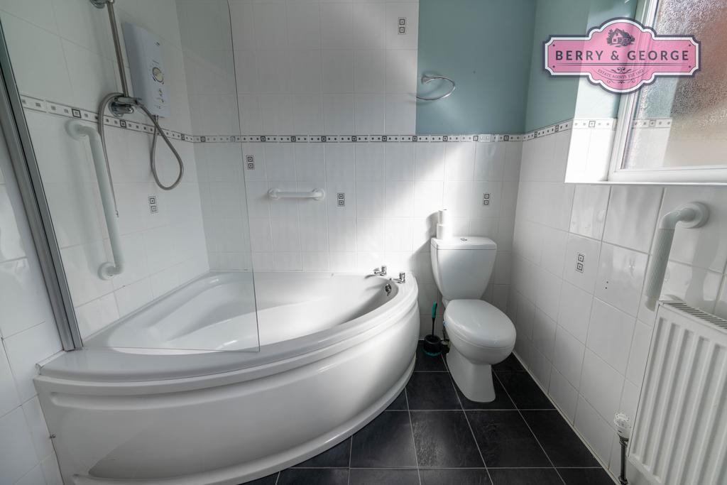 Family bathroom