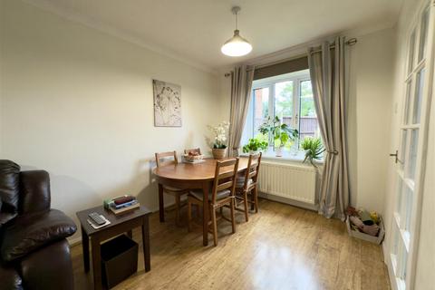 3 bedroom detached house for sale, Vienne Close, Duston NN5