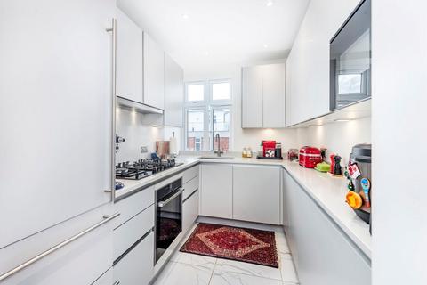 3 bedroom flat to rent, Hall Road, London NW8
