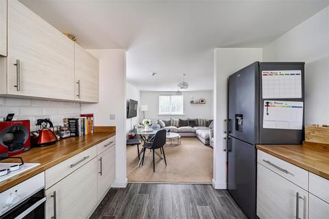 Golwg Y Garreg Wen, Swansea