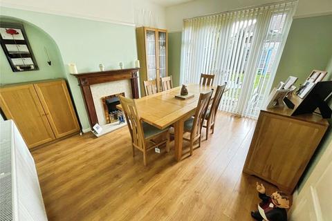 undefined, Southend Arterial Road, Hornchurch, RM11