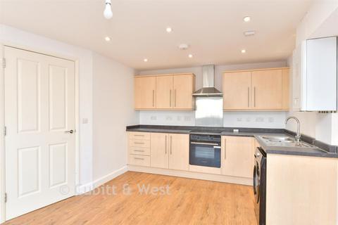 2 bedroom ground floor flat for sale, Mile Oak Road, Portslade, East Sussex
