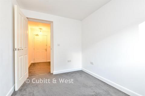 2 bedroom ground floor flat for sale, Mile Oak Road, Portslade, East Sussex