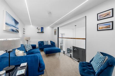 3 bedroom maisonette for sale, Craigie Drive, Plymouth