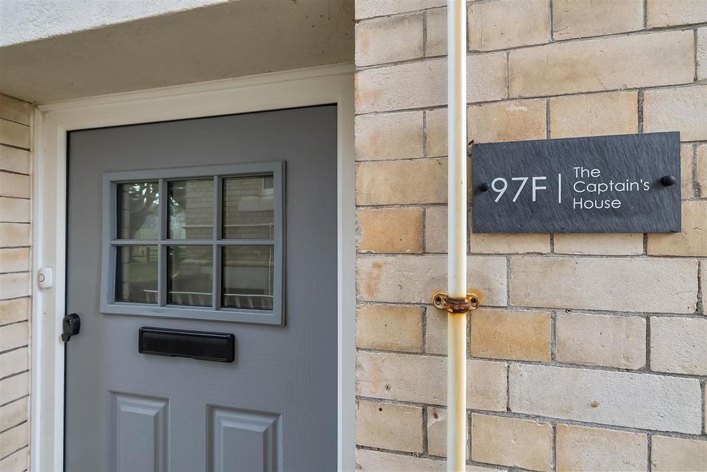 Private Entrance