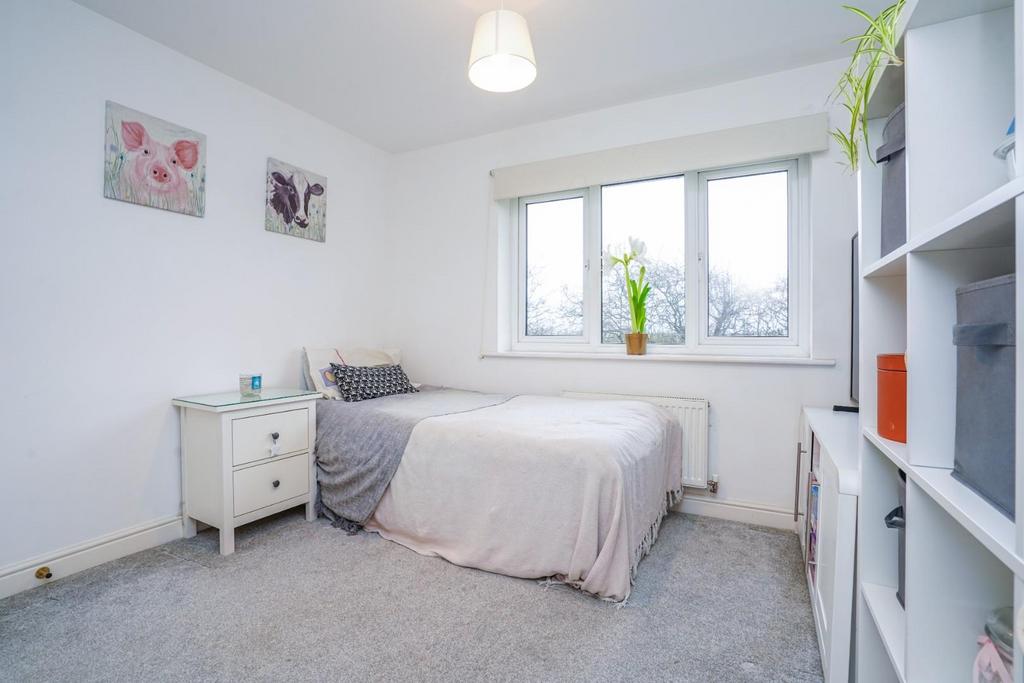 29 Sycamore Avenue, Eggborough, DN14 0 WU DSC06045.