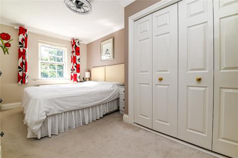 17 Atkinson Close, Barton On Sea, New Milton, BH25 7FF