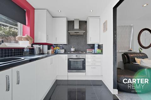56 Brandon Close, Chafford Hundred, Grays, RM16 6QX