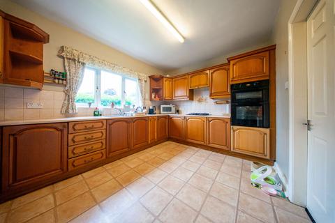 undefined, Valley Fold, Bradford BD13