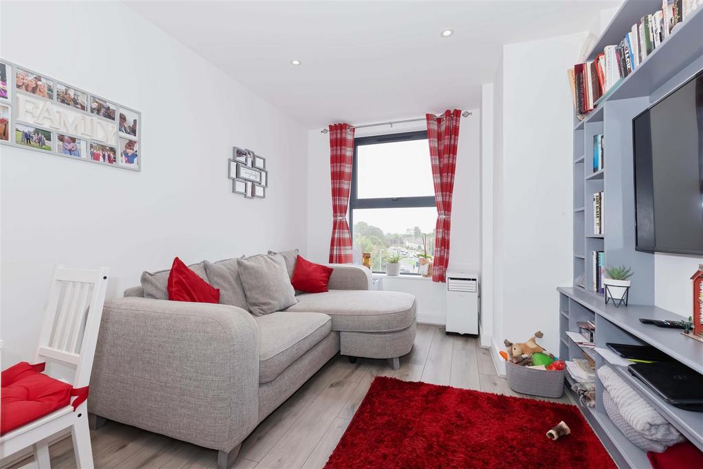 Columbia House 5.jpg