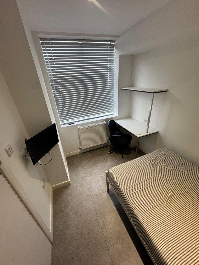 Thornton-road-st4-2bd-992500