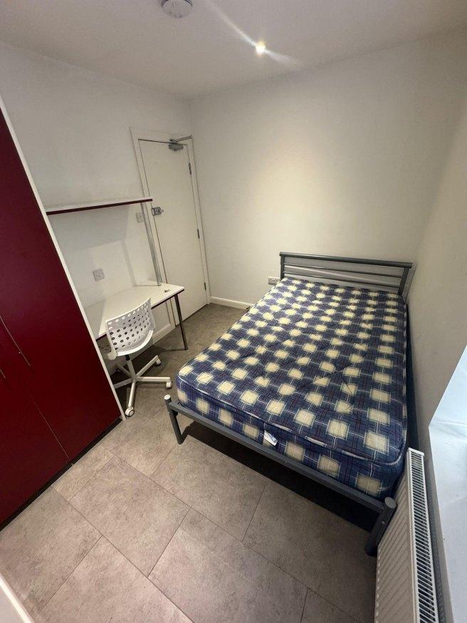 Thornton-road-st4-2bd-992505