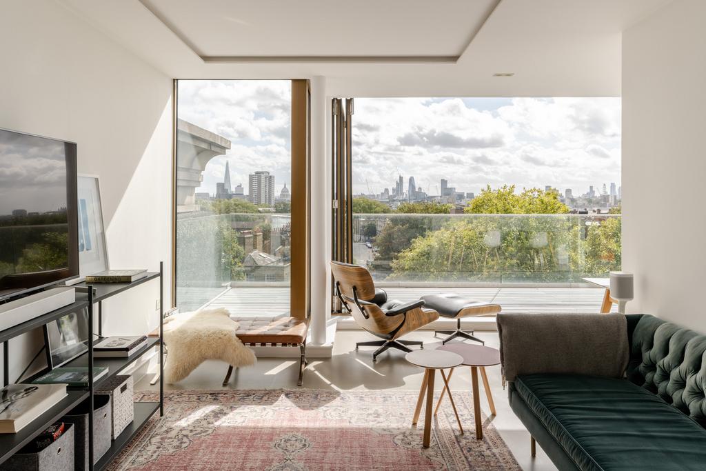 311236   20250915 tmh pentonville rd 66 10 hi r...