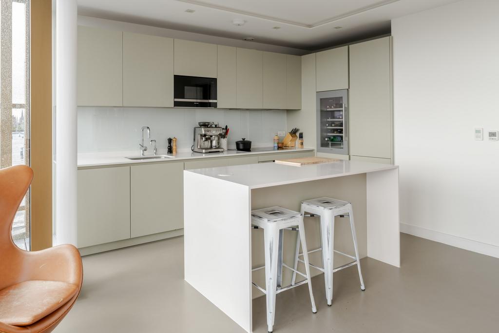 311267   20250915 tmh pentonville rd 66 41 hi r...