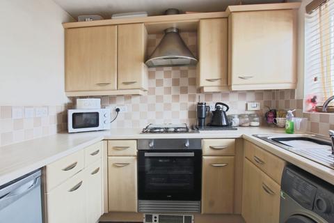 2 bedroom semi-detached house for sale, Acasta Way, Hull, HU9 5SE