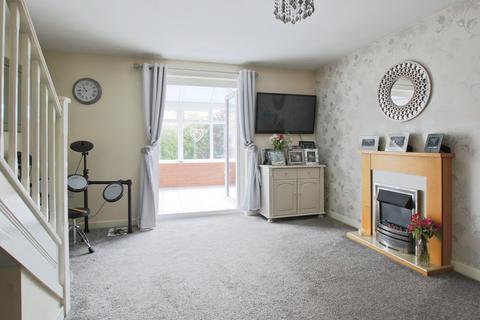 2 bedroom semi-detached house for sale, Acasta Way, Hull, HU9 5SE