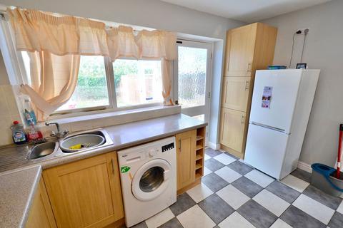 2 bedroom semi-detached house for sale, St. Marys Road, Evesham, WR11 4EG