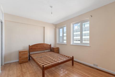 1 bedroom flat for sale, Coleman Court, Kimber Road, Southfields, SW18