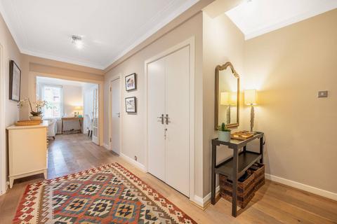 2 bedroom flat to rent, Prince Arthur Road, Hampstead, London, NW3