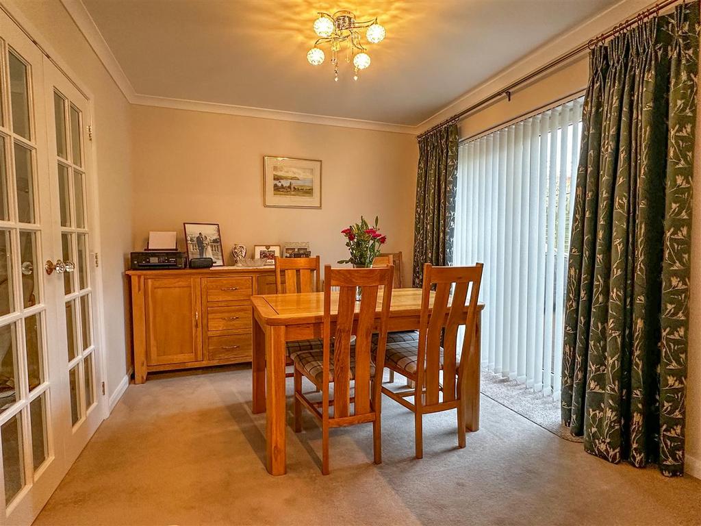 70 B637 E5-D69 B-4 DCC-97 A3-3 BB715 E69 A9 D.jpeg