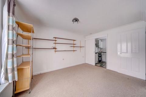 26 Alder Grove, Evesham, WR11 1XP