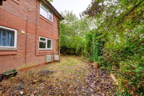 26 Alder Grove, Evesham, WR11 1XP