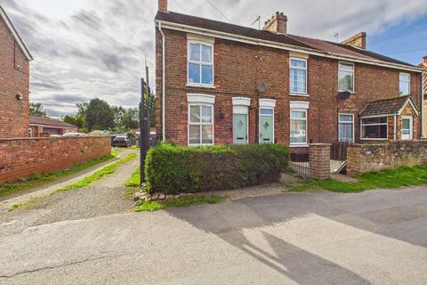undefined, Canal Side West, Newport, HU15 2RN
