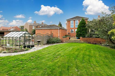 5 bedroom detached house for sale, Oak View, Newland, Selby, YO8 8PS