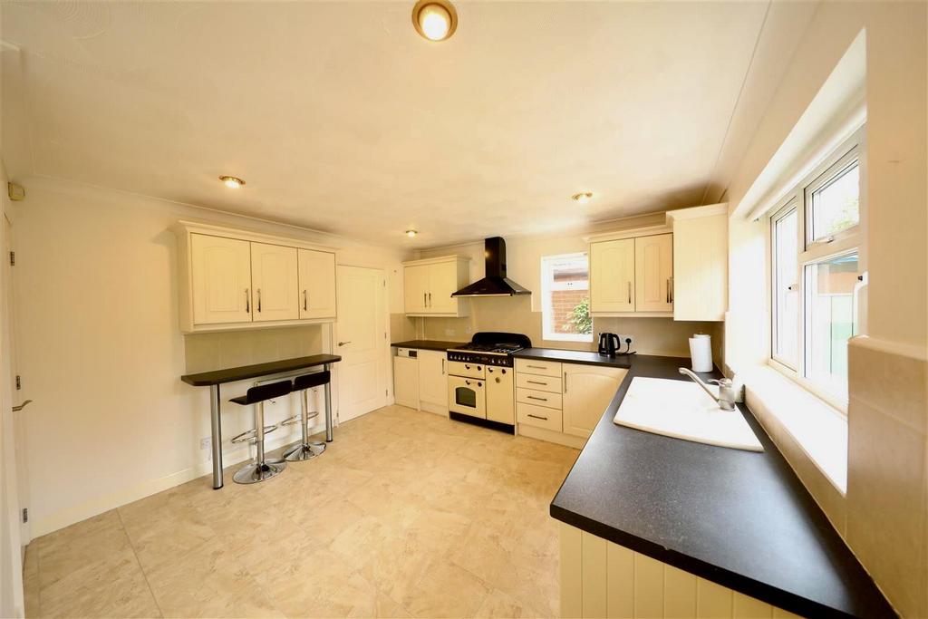 Kitchen diner
