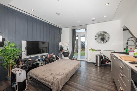 1 bedroom flat for sale, Glenbervie Road, Aberdeen AB11
