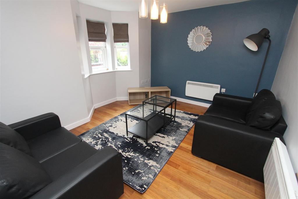 Livingroom1.JPG