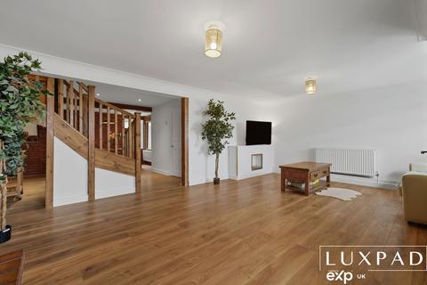 undefined, Stowmarket Road, Ipswich IP6