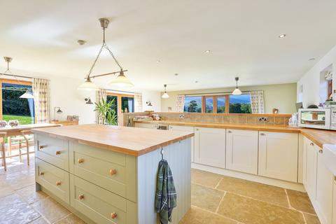 4 bedroom detached house for sale, Teinnteach, Biggar, ML12 6NS