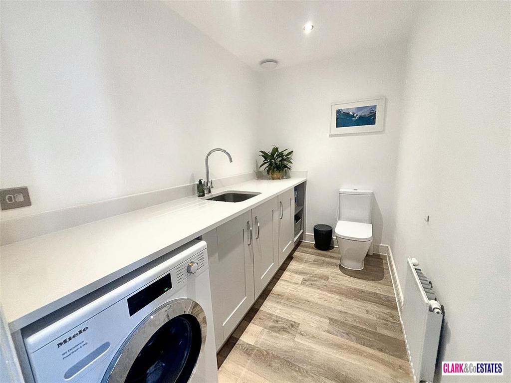Utility & WC