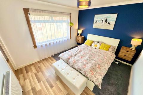 2 bedroom semi-detached house for sale, 17 Roaden Avenue, Paisley