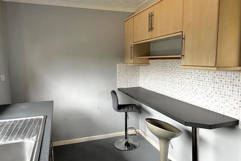 2 bedroom maisonette for sale, Manor Road, Holbury, Southampton, Hampshire, SO45