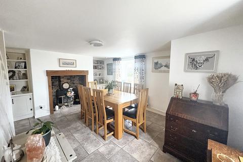 4 bedroom end of terrace house for sale, Stoborough