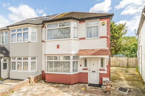 Worton Gardens, Isleworth TW7