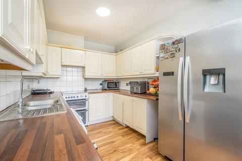 undefined, Worton Gardens, Isleworth TW7