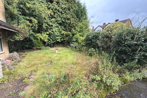 2 bedroom detached house for sale, Kniveden Lane, Leek