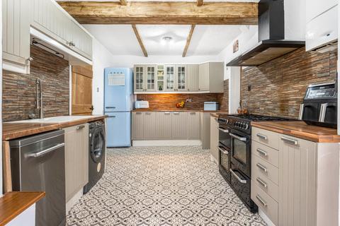 3 bedroom cottage for sale, The Green, Swanwick