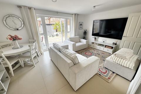 3 bedroom semi-detached house for sale, Moore Drive, Tiverton, EX16
