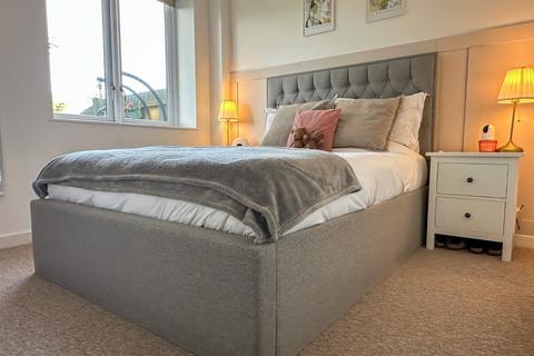 2 bedroom apartment for sale, Harbour Crescent, Portishead, North Somerset, BS20