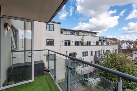 2 bedroom flat for sale, West Street, Brighton BN1