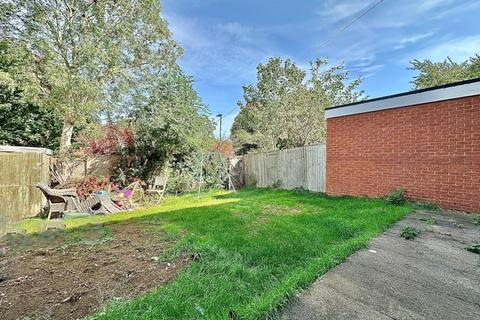 23 Haselrig Square, Northampton, NN4 9RD