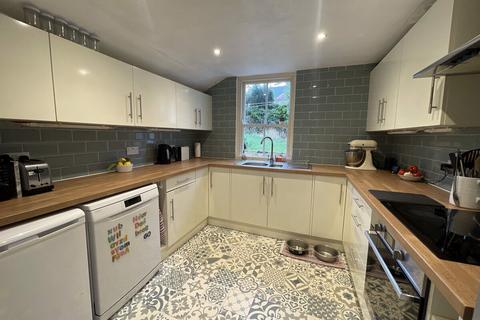 undefined, Talwrn, Llangefni, Anglesey, LL77