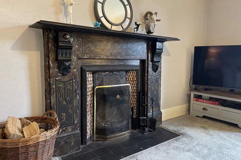 undefined, Talwrn, Llangefni, Anglesey, LL77
