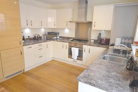 undefined, Colleton Grove, Exeter, EX2 4AW